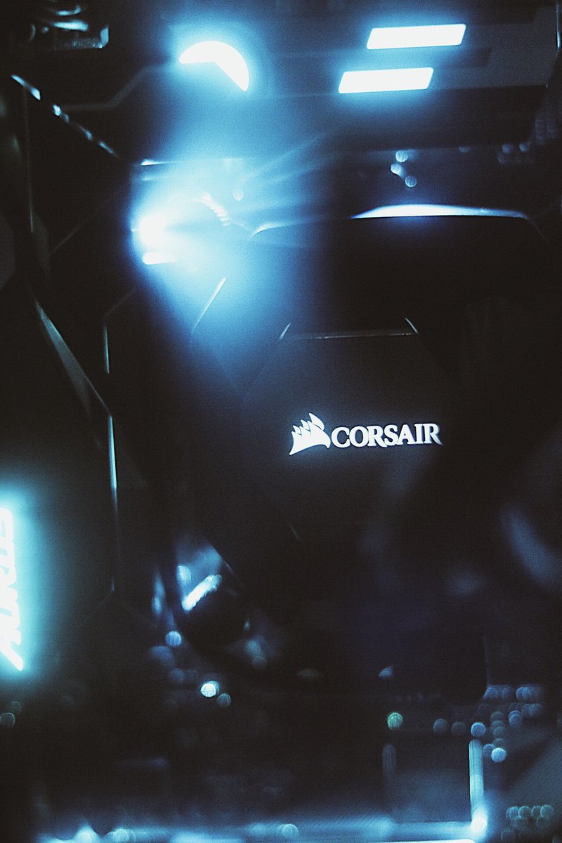tarstudiomx's tweet photo. ¡Tenemos un nuevo miembro en el equipo! Conozcan a HED 🛸

#corsair #gigabyte #asusmx https://t.co/43jOAv0YoL