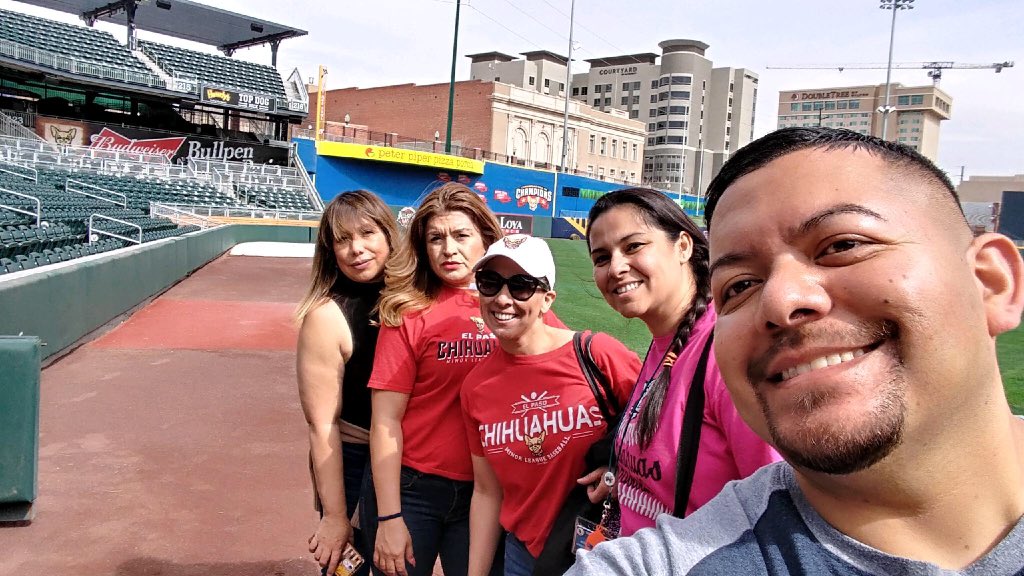 mgasca_CI's tweet image. Work hard, play hard!  Always nice to take a much needed break to explore our community resources. Ty Kate at  @epchihuahuas for an awesome tour⚾️❤️🌞#TransitionTeamSISD #TeamSISD #PerfectDay