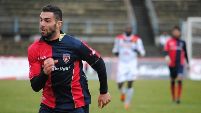 news_catania's tweet photo. #Statella (#Catanzaro): "Col #Catania partita difficile. Crediamo ancora nel primo posto" https://t.co/FGRMgBujVi https://t.co/Wbn4Z63GnI