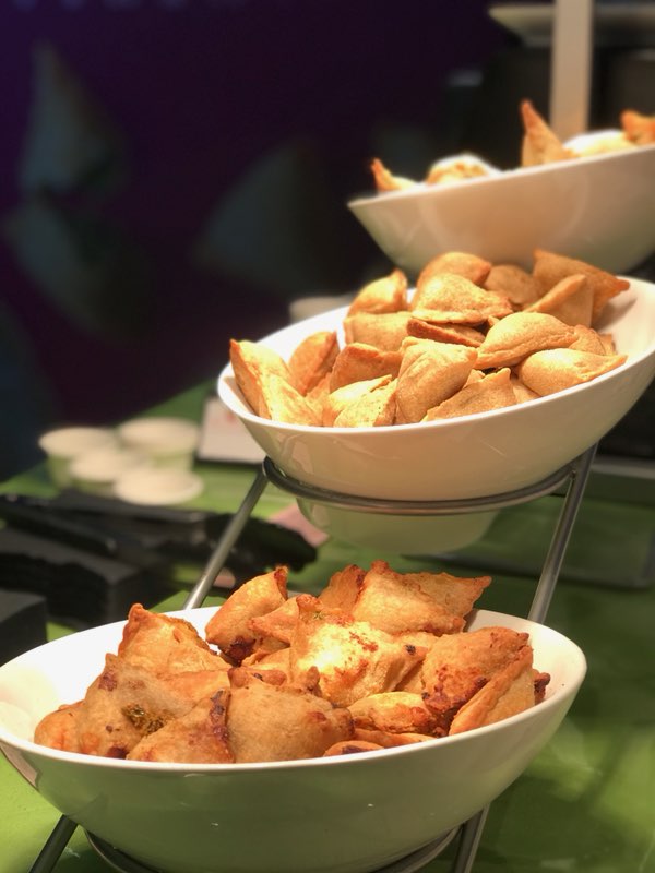 Crisp, crunchy pastries stuffed with pure deliciousness! Stop by Booth 8517 at #expowest19 to discover India's favorite snack! #samosas #monsoonkitchens #healthyappetizers #retailappetizers #indianfood