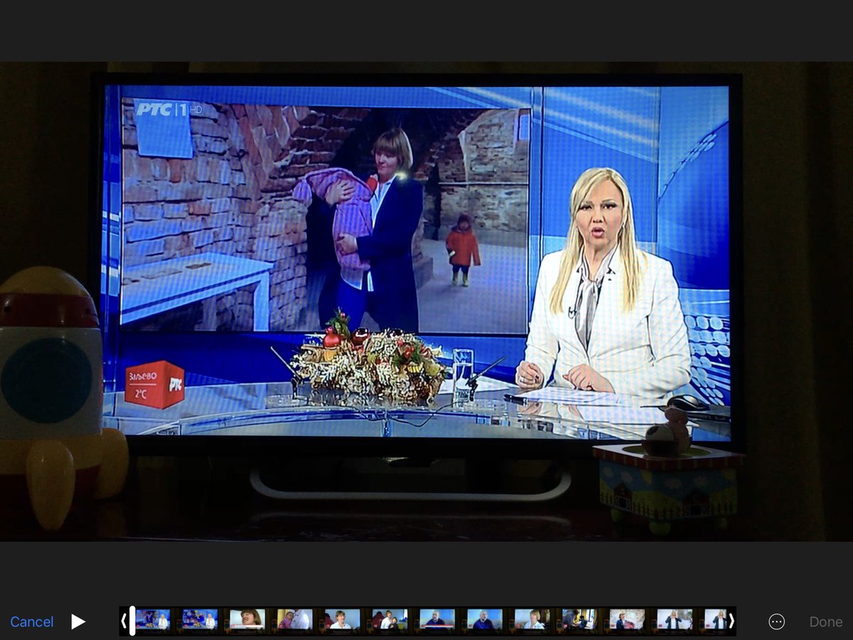 LBradshawHeap's tweet photo. I’m a feminist but... when I was filmed for national prime time news about my gallery &amp; @unperceived_existence (on Instagram) I spent more time trying to work out what clothes wouldn’t make me look fat than I did practicing what I would say. #imafeministbut #only6weekspostpartum https://t.co/F6EQe6itHq