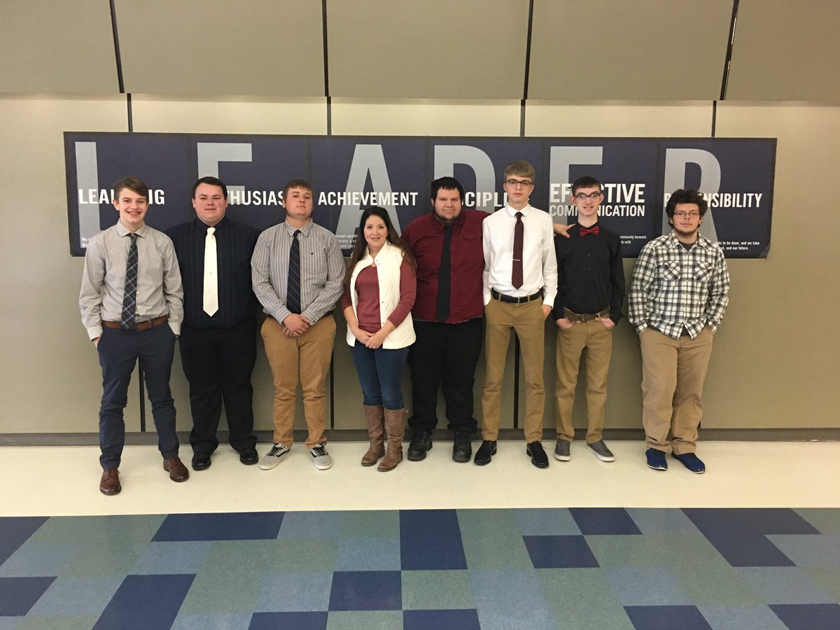 TNHSsmith's tweet photo. Thank you Heidi Marksbury for leading the #smithsquad in #operationpurplecow today! I continue to be inspired by the young men I get to work with everyday. @flyndefy https://t.co/Abs66FdXIC