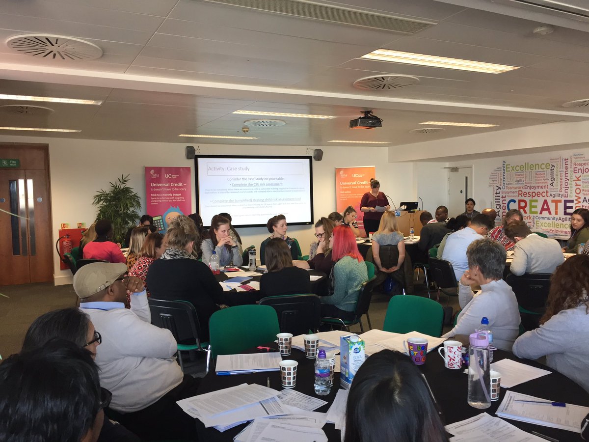 JeanRos90757842's tweet photo. Monthly half day training for all SWs in Medway - today the topic was ‘missing, CSE &amp; gangs. https://t.co/WNt45HNfWz