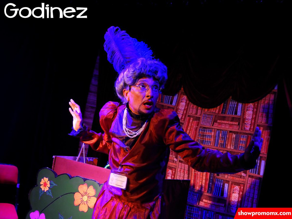 showpromomx's tweet photo. 👠💅🏻 Como cuando al jefe le da por jotear en la #oficina... #Godinez ¡Un show cómico, mágico y laboral! Sábado: 21:30 hrs. 🎭 @ForoPasquel 🎟: https://t.co/2fX818mpZf y @boletopolis
#teatro #humor #comedia #cdmx https://t.co/3dlqfDUNWc