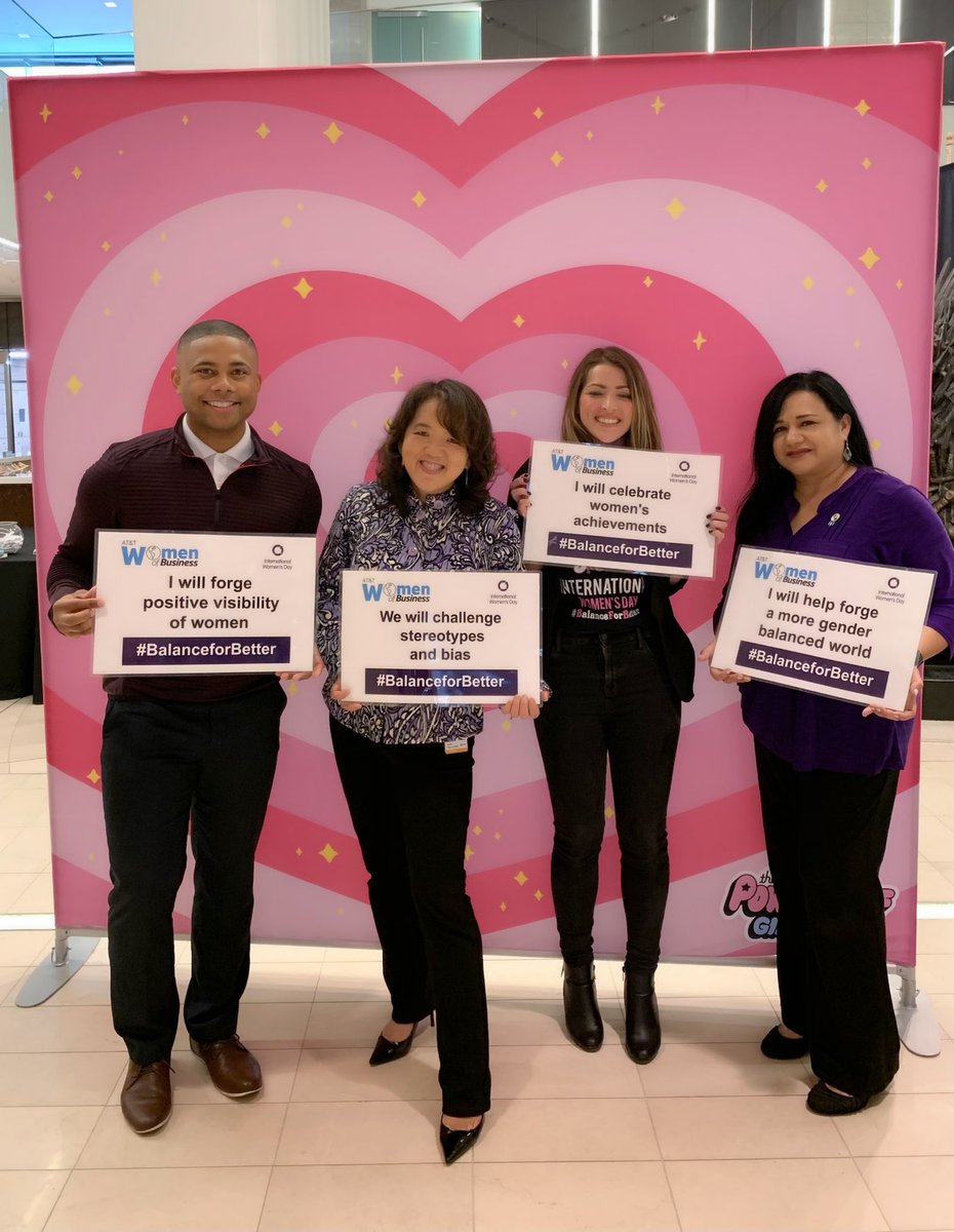TheAnneChow's tweet photo. I 💜 being part of a committed, focused, passionate, empowered, fun, &amp; driven team. We are @ATTWomenOfBiz. Join me &amp; our ~4800 members around the 🌏 who embrace #BalanceforBetter. Together, we can do anything. 👊#InternationalWomensDay2019   #DiversityAndInclusion  #Leadership https://t.co/Zh99vtfacZ