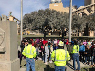 Pictures of Voss Farms Building a foundation of excellence tour <a href="/Balcones4818/">Cemex Balcones Plant</a>  #5thgradesquad <a href="/agdelucad/">Antonio G. De Luca</a> <a href="/CEMEX_USA/">Cemex US</a> <a href="/hbolioa/">Hugo Bolio</a>