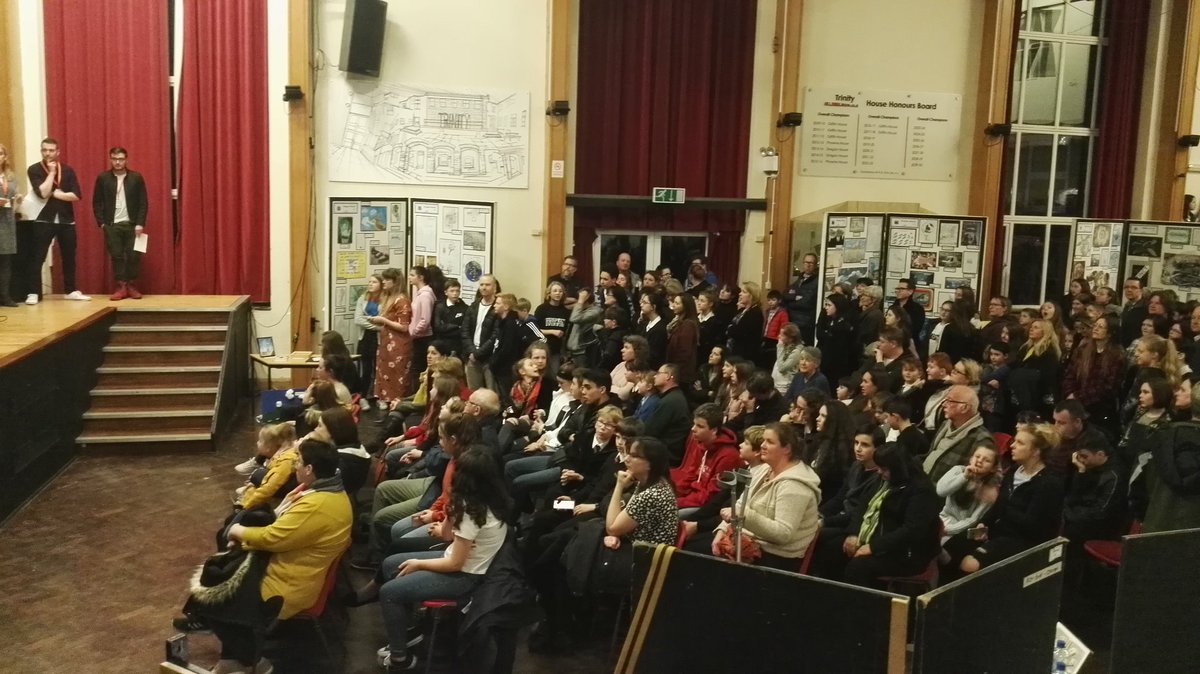TrinityArtPhoto's tweet photo. Packed out hall waiting for the results! So pleased to see so many supportive parents, friends and families to celebrate the work of our wonderful students #adt #creativityforthefuture #sustainability https://t.co/oN3c4TG5Co