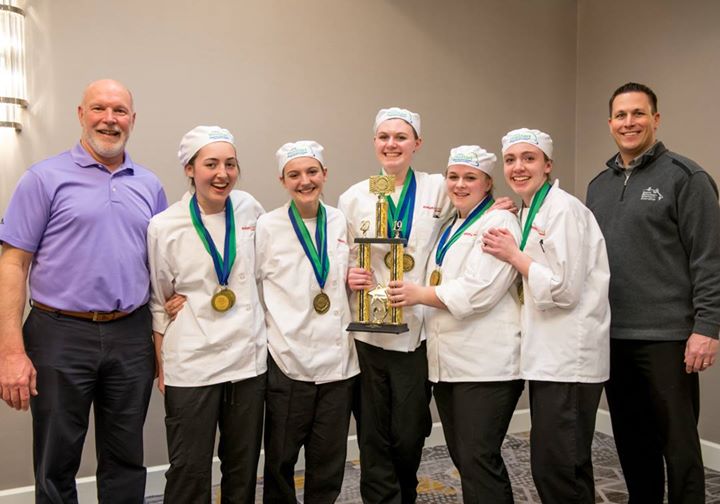 KRHAEF's tweet photo. Kansas ProStart Invitational - Culinary Competition winners are....
1st: Maize Career Academy, @MCA266
2nd: @BroadmoorBistro, @smsd_caa
3rd: Olathe Public Schools, @olatheschools
4th: Wichita Heights, @WichitaUSD259
#KSProStart #MadeInProStart https://t.co/tFG3i7p9jr
