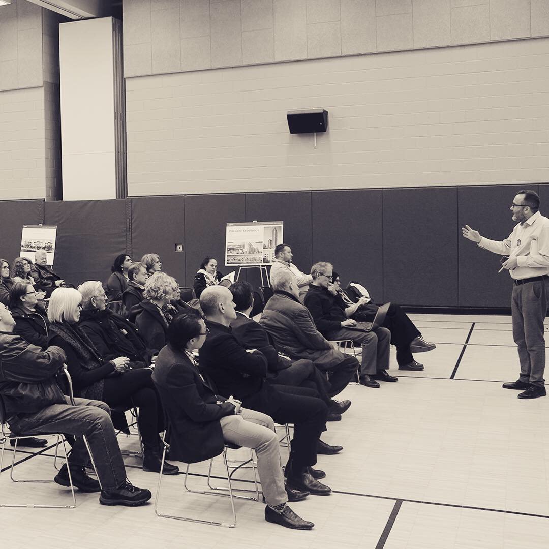 VDProperties's tweet image. Hosted by VANDYK &amp;amp; Councillor Stephen Dasko, the community open house was in full attendance. Residents of Lakeview Village were keen to learn and give feedback about the plans for 1345 Lakeshore Rd. E. #VANDYK #Mississauga  #1345LakeshoreRd  #condos