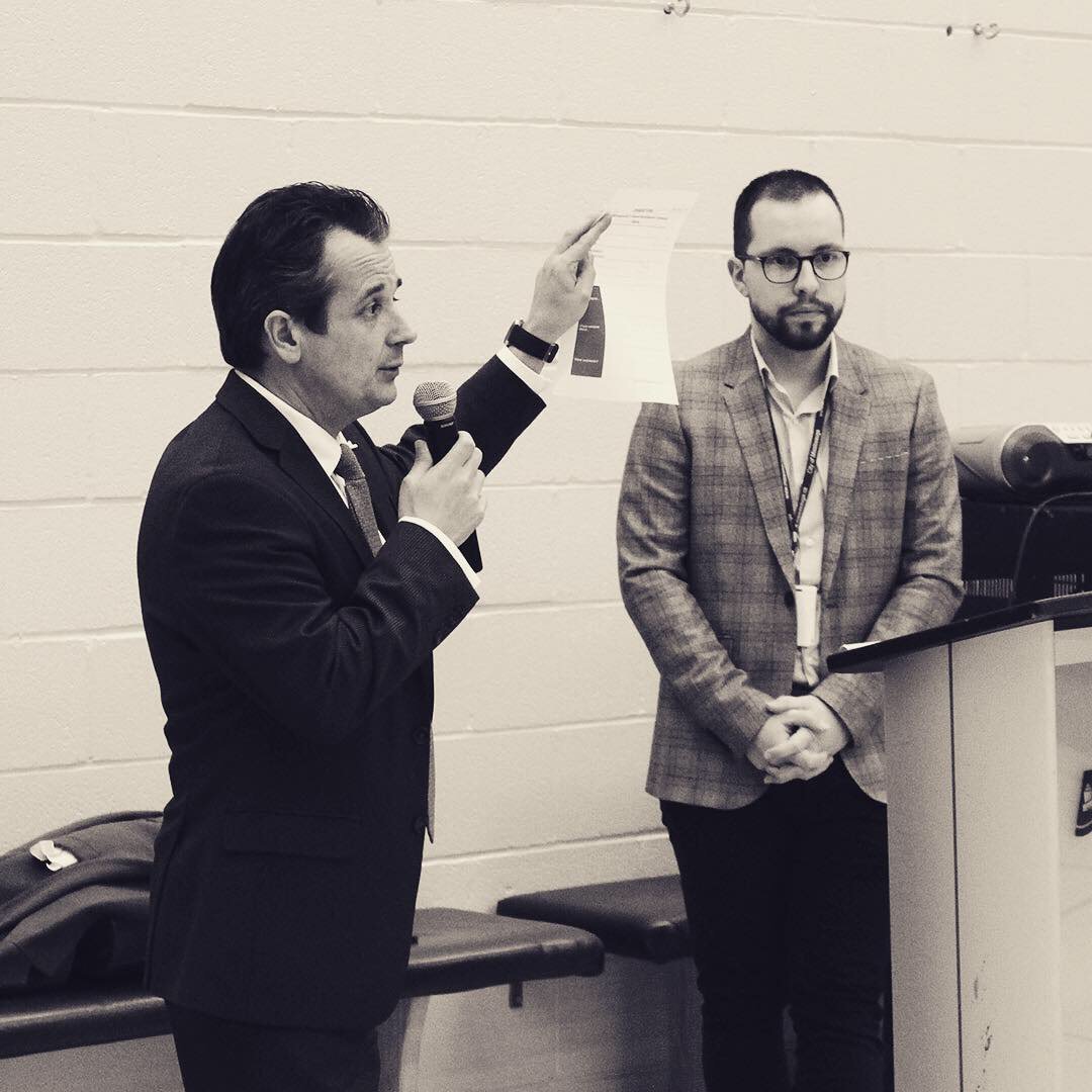 VDProperties's tweet image. Hosted by VANDYK &amp;amp; Councillor Stephen Dasko, the community open house was in full attendance. Residents of Lakeview Village were keen to learn and give feedback about the plans for 1345 Lakeshore Rd. E. #VANDYK #Mississauga  #1345LakeshoreRd  #condos