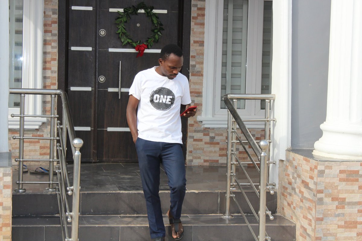 andreigbineweka's tweet photo. You can start by taking courses online and offline. Attending events or seminars where such skills are taught. By exposing yourself to these environments to learn, you make contacts with people who are on this cause too. #GoABitFurther #AndreMore https://t.co/EwBiT04FGj