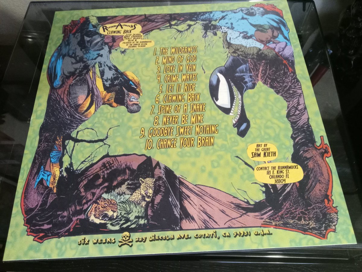 KraigoWaffles's tweet photo. Got me some #vinyl records from FL punkers @RunnAmuckS They've always got the coolest #comicbook album art covers. https://t.co/qp5nE62Uls