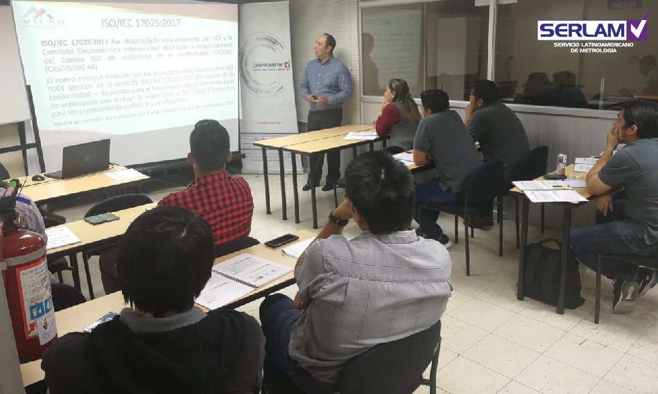 Serlam_Ec's tweet photo. Comenzó el curso de actualización de la norma ISO 17025:2017 en las instalaciones de Serlam. Se analizará punto por punto la nueva norma, los cambios realizados y los criterios de acreditación de @SAE_EC . https://t.co/eLJSfdBM7H