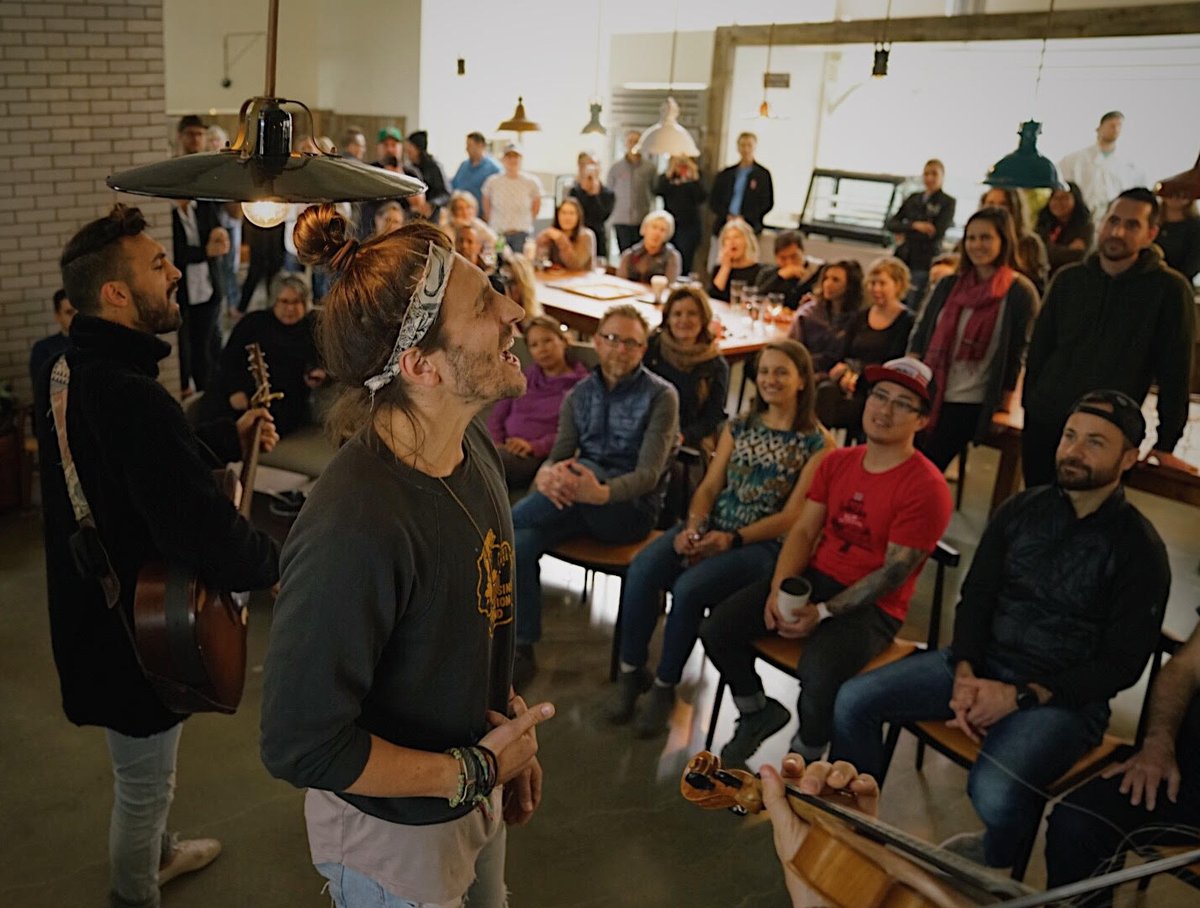 clifgreennotes's tweet photo. Thanks to @magicgiant for kicking off our #RockTheRifugio music series at @ClifBar HQ last Friday! Looking forward to hosting more of these #GoGreenNotes artist performances throughout the year. ๐ #CLIFbar #CLIFMojo #FeedYourAdventure https://t.co/w7XINsmb0V