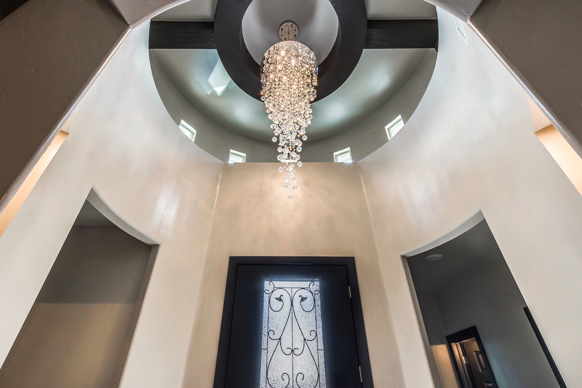 ICONCustomHomes's tweet photo. An ICON home comes from those who are courageous enough to imagine. It is unique. It is your vision. It is an ICON! https://t.co/oDjZEGGFWU 

#DreamHome #ElPasoHomes #BuildYourVision https://t.co/T8l9PR8fMr