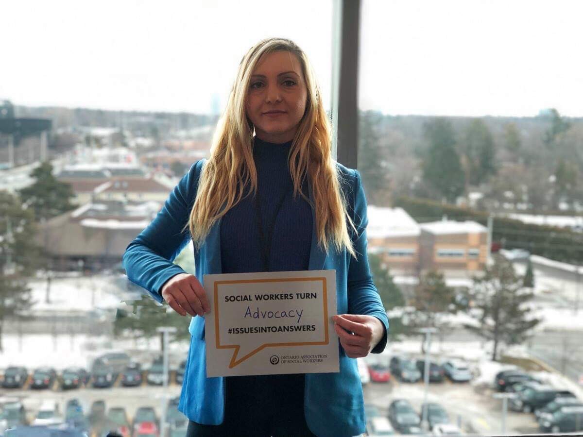 THP_hospital's tweet photo. "I advocate for patient rights, giving voice to those who are sometimes silenced. I create an open and safe environment for patients to feel heard and respected.”—Josie Dipacito, Social Worker, Seniors’ Service. #IssuesIntoAnswers #BetterTogetherTHP #SocialWorkWeek2019 https://t.co/zONh25yROa