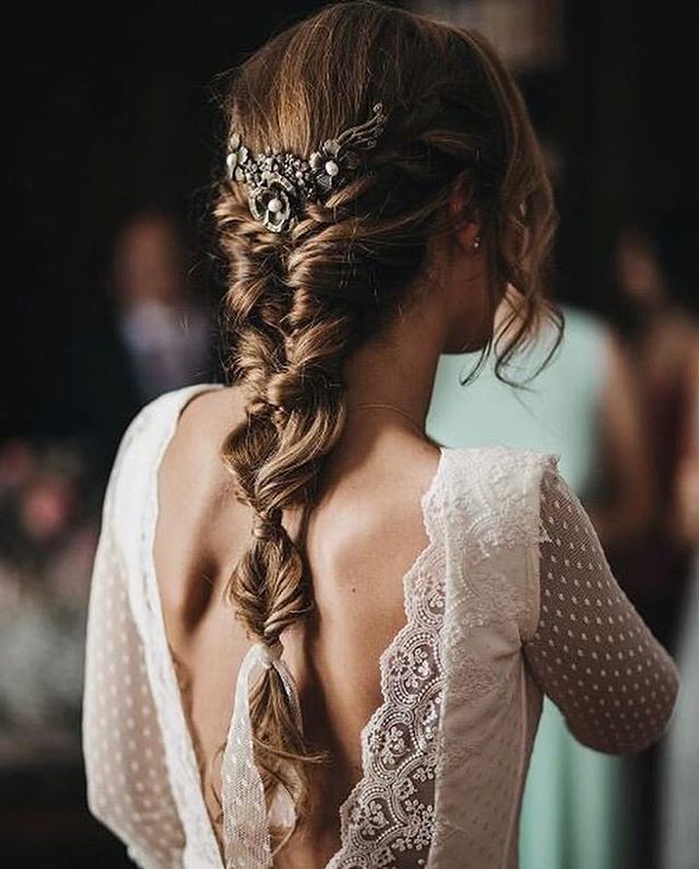 melohapedido's tweet photo. Me chiflan las trenzas! Creo que si me volviera a casar llevaría una como esta! Es perfecta!
💇🏻@sonsolesflamarique
👗@marcossouzacouture
🌼@eltallerdebagatela
📸@lisola_fotografia
.
.
#VestidoDeNovia #vestidodenovias #vestidodenovia #novia #boda #weeding #novios #isayyes #justm… https://t.co/puI6304Mn1