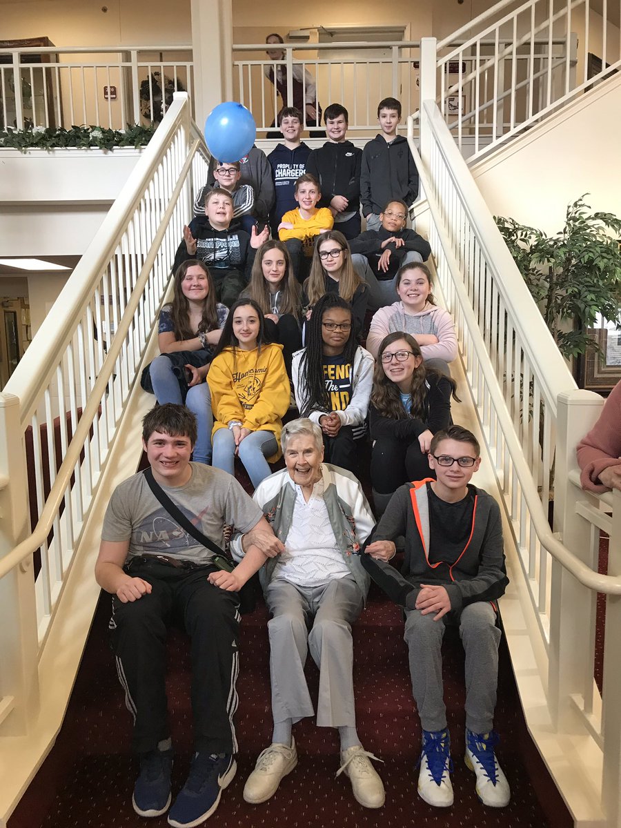 tmsgymtimidator's tweet photo. Fun day watching TMS students teach physical activity to seniors from Mulberry Gardens! Amazing experience! https://t.co/6BRUu7reDl