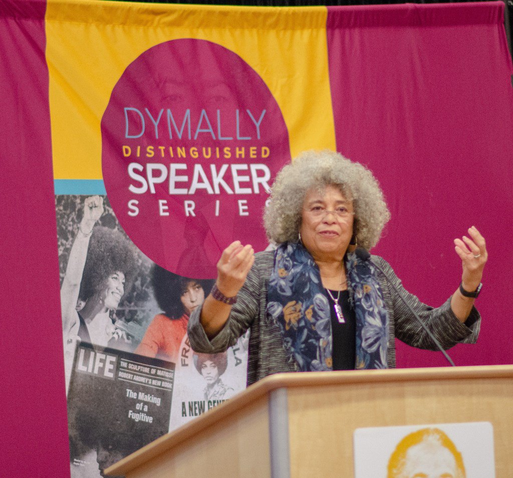 CSUDHBulletin's tweet photo. Institute Studies and Educates Politics and Economics Within a Black Context https://t.co/a6jn0wWPjE https://t.co/eh4N236u2I