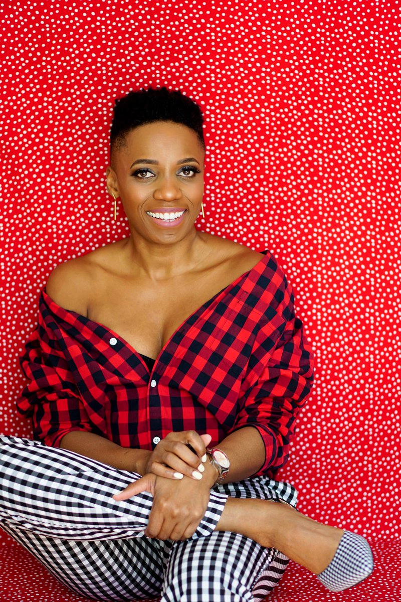 economyofstyle's tweet image. Gingham can be so cool: bit.ly/2VGr48P #Gingham #GinghamOnGingham #MixingPrints