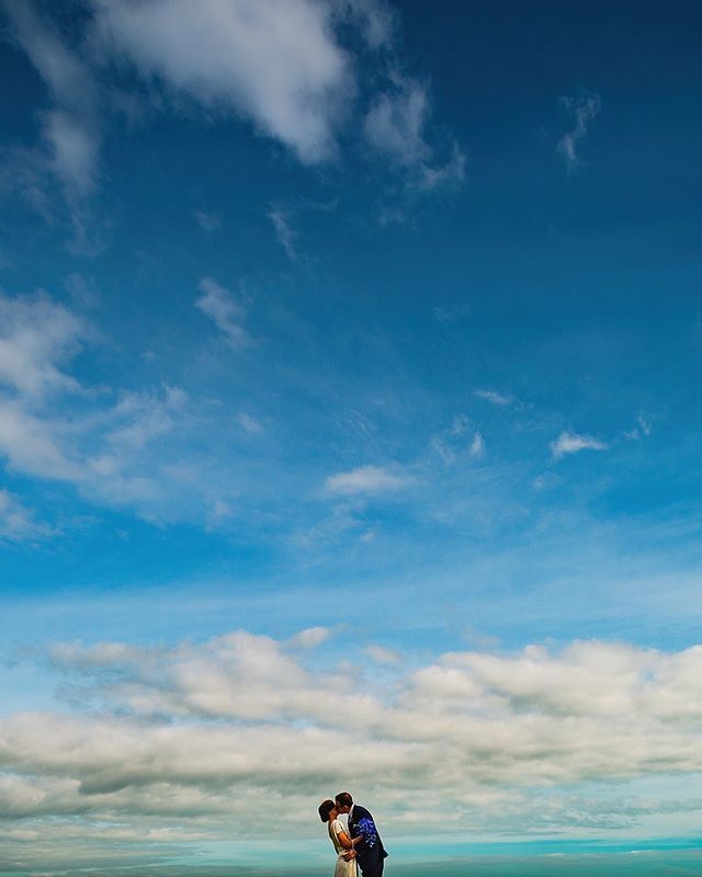 shaneoneill77's tweet photo. Sky. High. '
'
'
'
#instawedding #WaterfordCastle #irelandwedding #nikon #irishweddings #WaterfordCastleWedding #bridetobe #imgettingmarried #irelandweddingphotographers #junebugweddings #weddings #irishwedding #lookslikefilm #ippva #PassageEast #rfpotd #irishweddingphotogr… https://t.co/3f0jUqLx5k