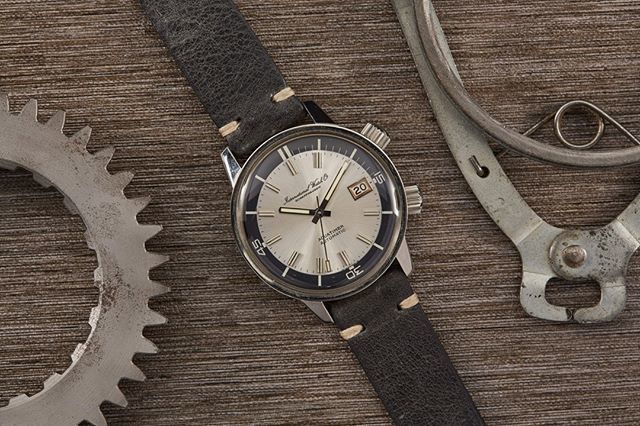 analogshift's tweet photo. JUST LANDED! IWC Aquatimer Super-Compressor. Click the link in our bio!⁣
.⁣
.⁣
.⁣
.⁣
#iwc #iwcaquatimer #blackdial #supercompressor #rarebird #tropicstrap #womw #nyc #lighting #photography #watchpassion #watchfam #watchmania #watchaddict #menstyle #watchoftheday #watches… https://t.co/YNqQRuoJrT