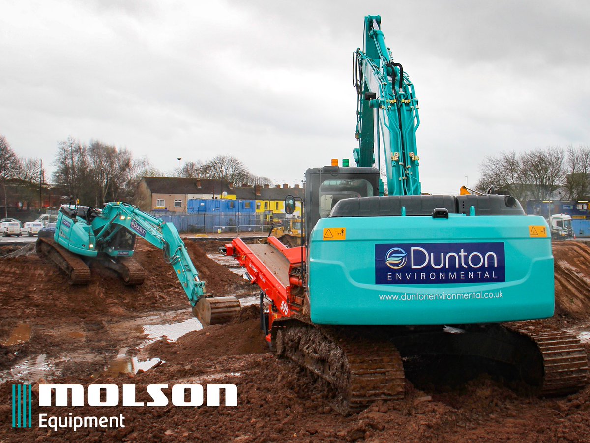 molson_group's tweet image. Great to see @DuntonEnvLtd and the latest addition to their fleet.

This Kobelco SK210HLC-10 Hybrid excavator is a perfect fit with Dunton’s environmental friendly values with its well documented low fuel consumption.

#kobelco #hybrid #excavator #molsonequipment #molsongroup