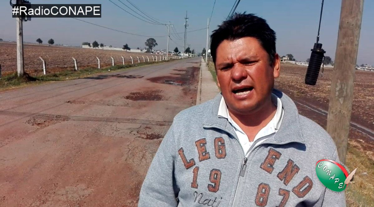 PrensaCONAPE's tweet photo. #Edoméx Taxistas de #AlmoloyaDeJuárez indignados con el gobierno de @doro_maya por los pésimos caminos que hay en el municipio.
#RadioCONAPE ▶️ https://t.co/sUmxKfDwEH https://t.co/cvKju0sjPi