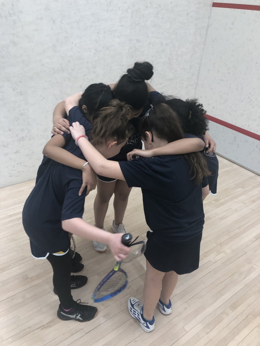 CapitolSquash's tweet image. We had a wonderful time at Urban Team Nationals this past weekend! Our middle school boys and elementary girls came in second for their divisions and Louis was the middle school runner up for the academic essay contest! @squasheducation #UTN #changingthegame
