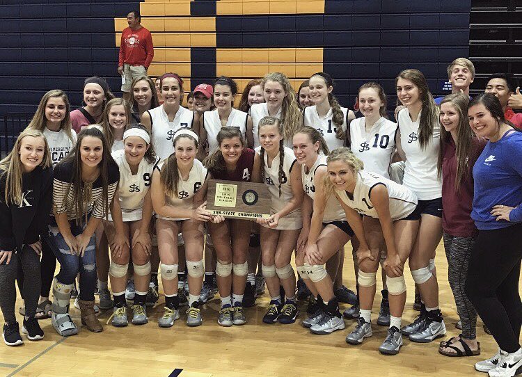 pmindy44's tweet image. High School athletics, I’ll miss you... #AnotherLast