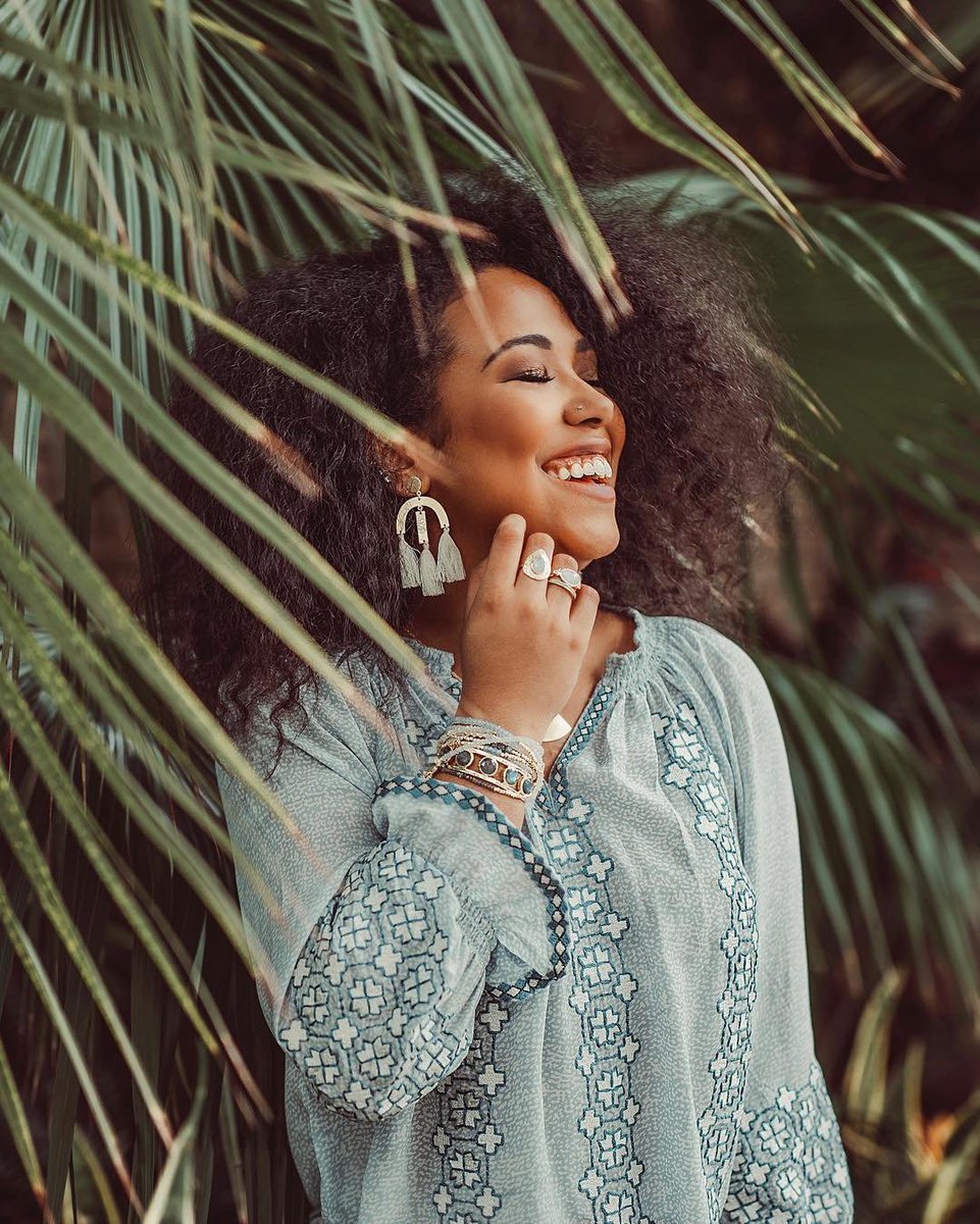 happycraftshow's tweet photo. We love the fresh, lovely pieces by Collections by Joya and we especially love that some of the proceeds benefit women’s charities around the world!!  Make sure you see them on Saturday! https://t.co/Ti2Yl9qojg
