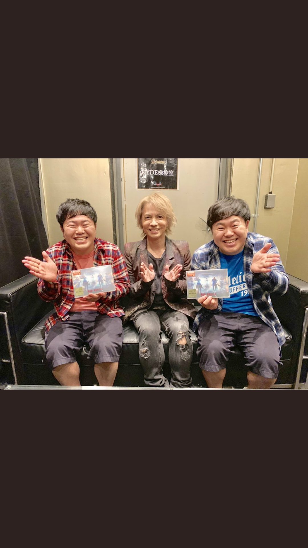Kei در توییتر Hydeさん顔小さいし可愛い やっと花金 今日１日頑張ろ