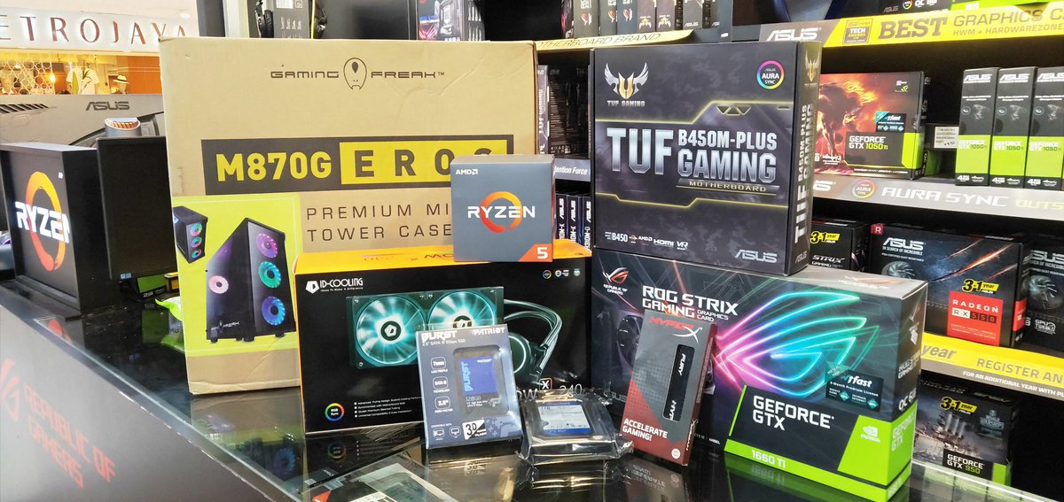 oofos2's tweet image. hmm ? 🤔