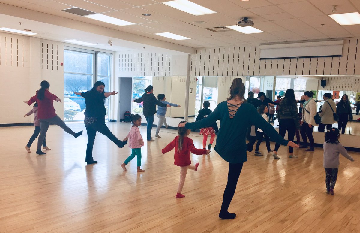 DaniD85's tweet photo. The #YDance Friends and Family members showed us their best moves tonight as we said goodbye to another awesome session of Dance. #ThisIsY https://t.co/B7DoL6emX5