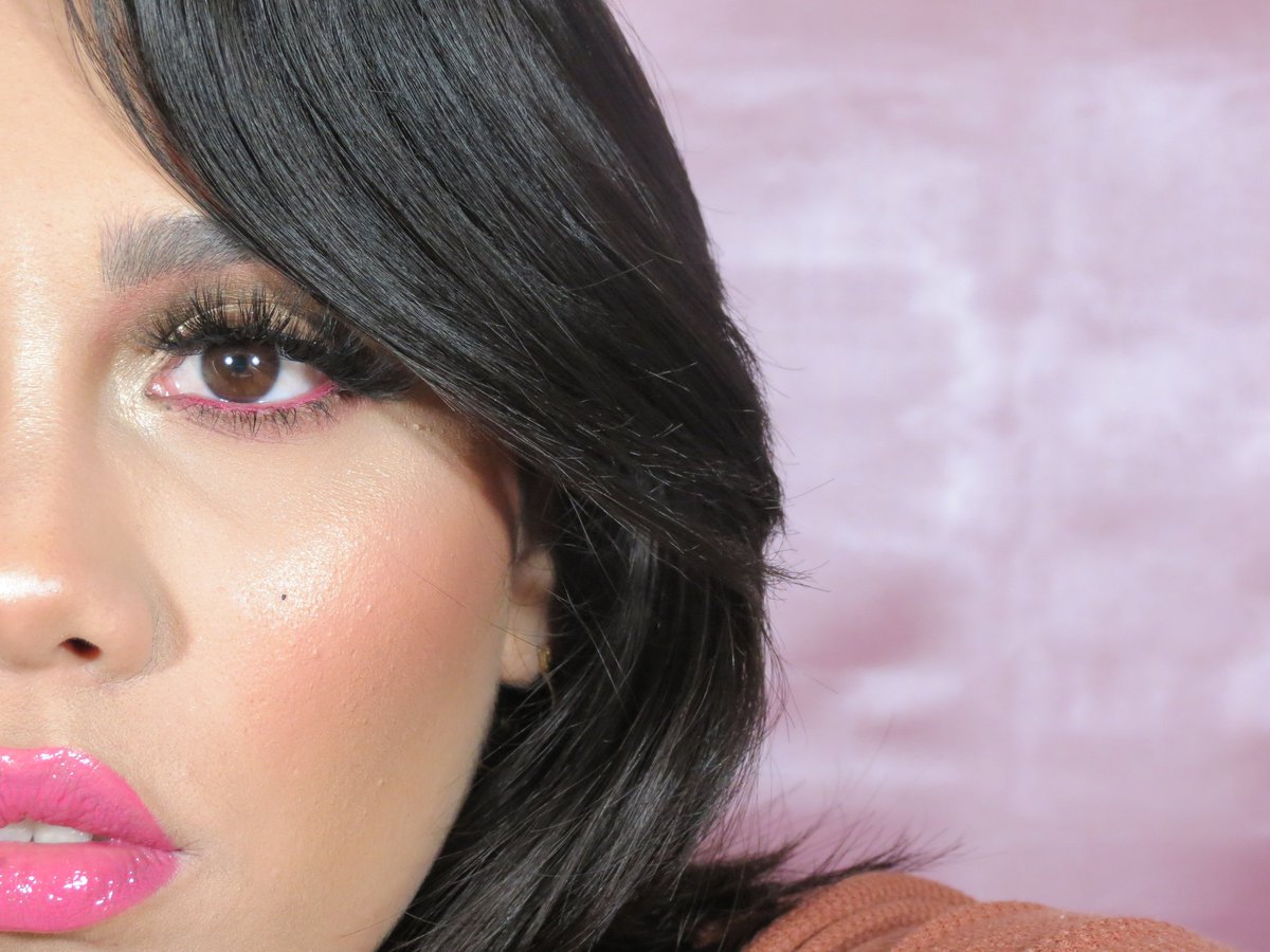 Jennylovemua's tweet photo. Inspired by the AMAZINGGGG @mmmmitchell (if you dont follow him, let me put you on real quick 😉 lol) , here is my take on this look swipe to see his original look ❤❤❤ tutorial on my look on my channel! 🙃 link as follows https://t.co/CtsSZXTnjc !😘   #mmmitchell #makeup #mua https://t.co/HgMqXz3rbS