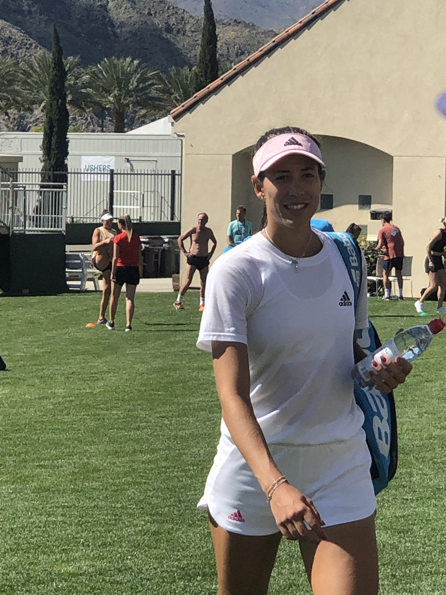 GARBIÑE MUGURUZA 2 - Página 16 D1GAtF2VYAAWR1Z