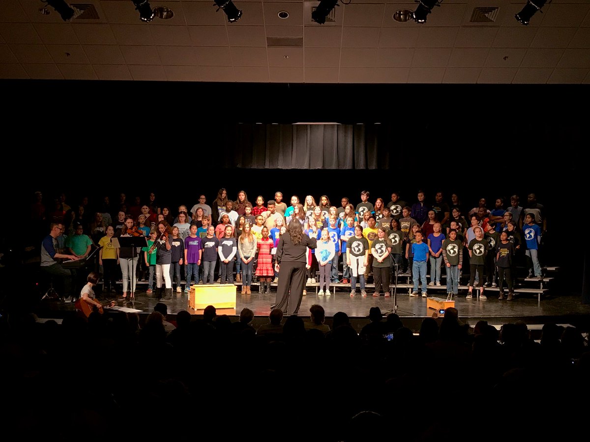 GHMSBands's tweet image. A job well done to the 2019 @OrangeCoSchools Elementary All-County Chorus &amp;amp; Ms. Lilley for a fantastic performance this evening! #musicinourschools @GHMSChorus @ocsculturalarts @CameronParkEle1 @Central_ElemE4E @ECGlobalElem @HESSPLASH @GABChamps @NHVoyagers @Pathways_Stars
