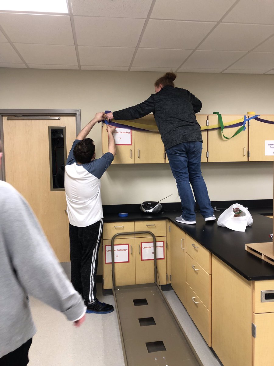 NVLynamland's tweet photo. French students are celebrating Mardi Gras tomorrow. Lending them one of our rooms, which meant set up and decorating as work tasks today. That’ll be 3 crepes tomorrow 🤣 @AnkenyNorthview #realworldwork #jobskills #celebrationfun https://t.co/R6dkhToXyC