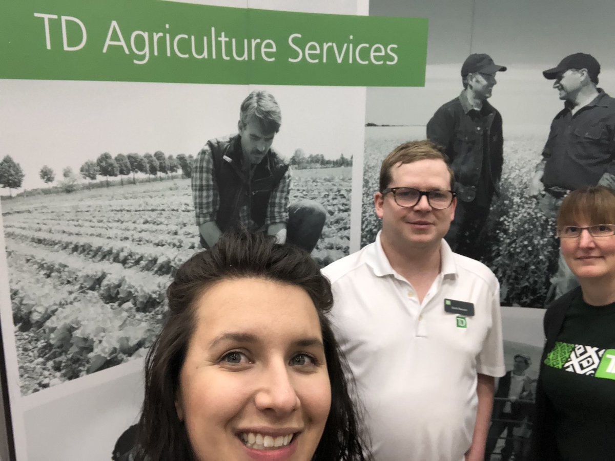 Teaming up with our small business and commercial partners at the Peace County Ag show. #oneTD #tdinthecommunity @ToddLinnen_TD @robghazal @Shaneoagguy_TD