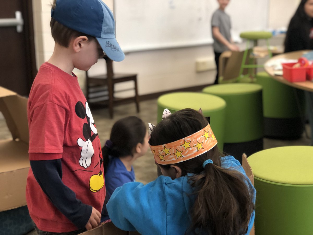 Curtisghorton's tweet photo. The PT Clubhouse got a workout today with 2nd grade’s pop up donut shops! With Ss what looks like chaos from afar is actually great practice in the 4Cs and other life and academic skills. So great to see other grades stopping in to support too! #SLPPantherProud https://t.co/SmpwUPuCaB