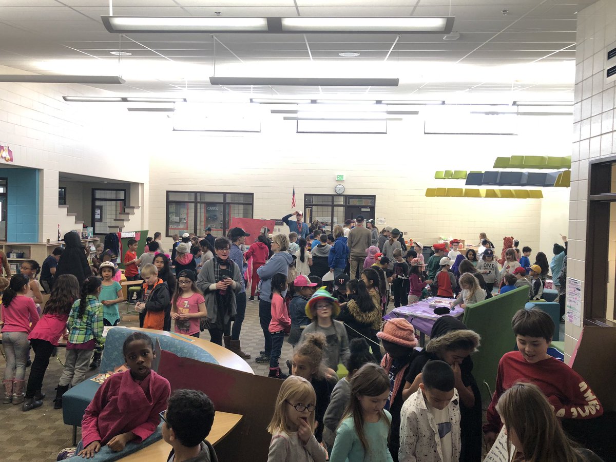 Curtisghorton's tweet photo. The PT Clubhouse got a workout today with 2nd grade’s pop up donut shops! With Ss what looks like chaos from afar is actually great practice in the 4Cs and other life and academic skills. So great to see other grades stopping in to support too! #SLPPantherProud https://t.co/SmpwUPuCaB