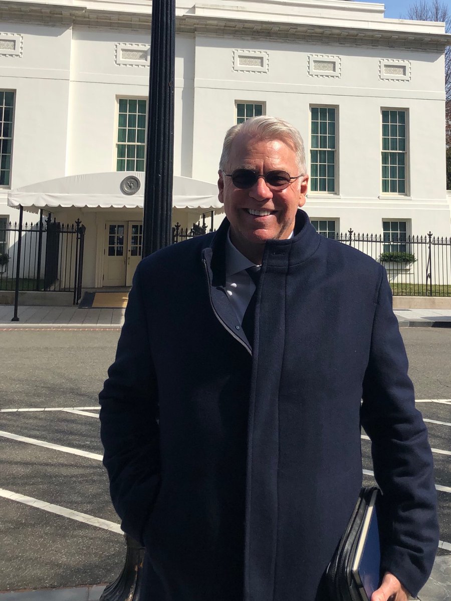 PastorMHayes's tweet photo. Leaving the West Wing. Great Faith Leaders meeting on Israel/ Middle East Peace Plan. Thanks to ⁦@jdgreenblatt45⁩ and all the team for their important work. Keep praying! Something great is coming. https://t.co/CvnOLjMCwS