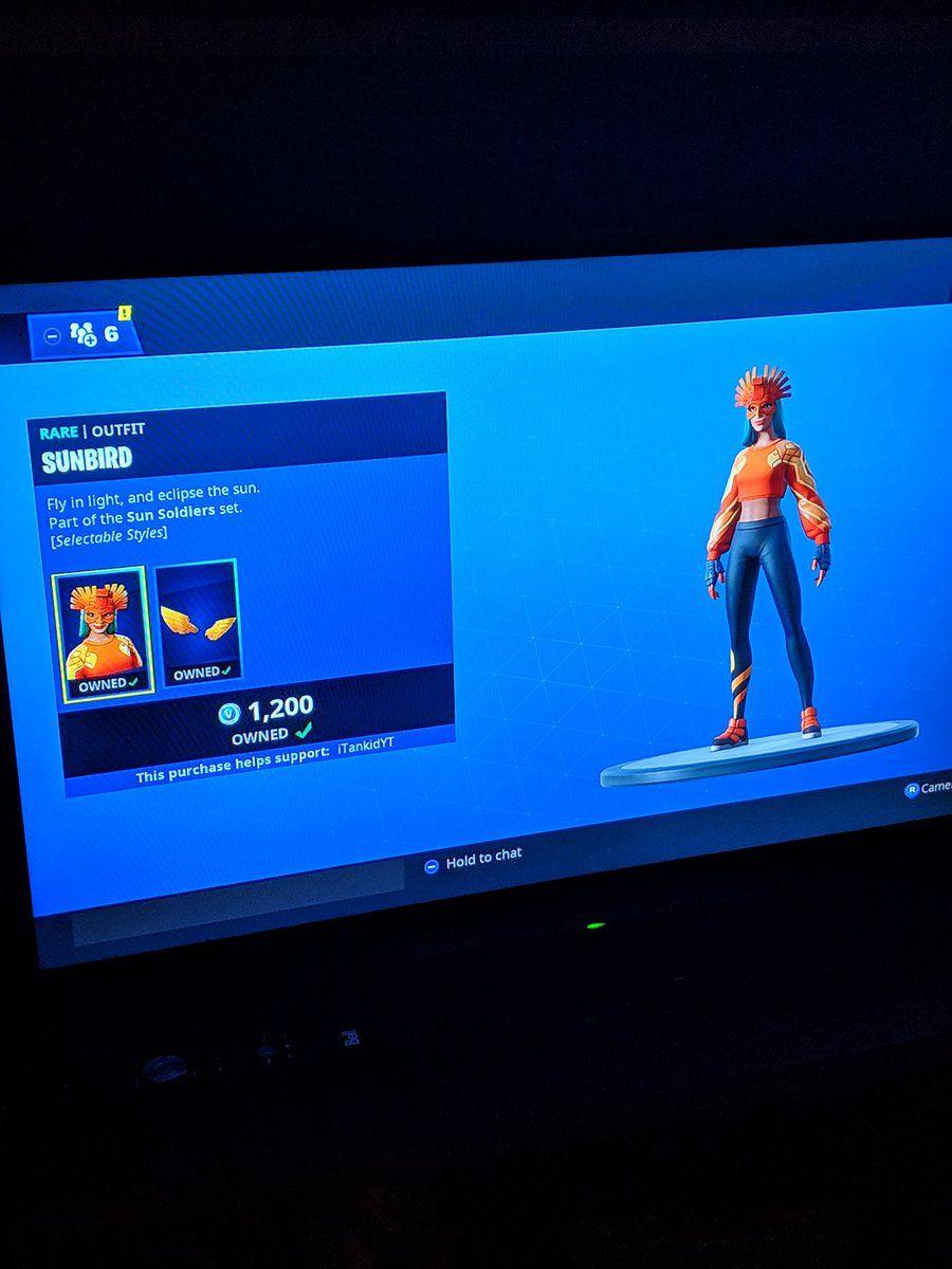 RogerH39999804's tweet photo. Big thanks to @iTankid for hooking me up with v-bucks to get the new Sunbird skin! USE HIS CODE!!! 😉 https://t.co/gazV6d5jH4