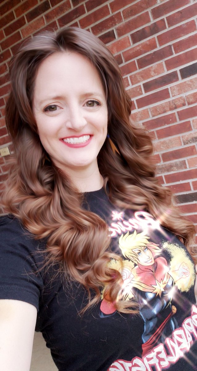 Windress's tweet photo. IT'S TIME IT'S TIME IT'S TIME FOR @Marvel 's @captainmarvel!!!

Let's Go, #PrincessSparklefists!! I CANT WAIT TO SEE YOU ON THAT BIG SCREEN!!

#CarolDanvers @kellysue #CaptainMarvel https://t.co/oG5G8Tduwv