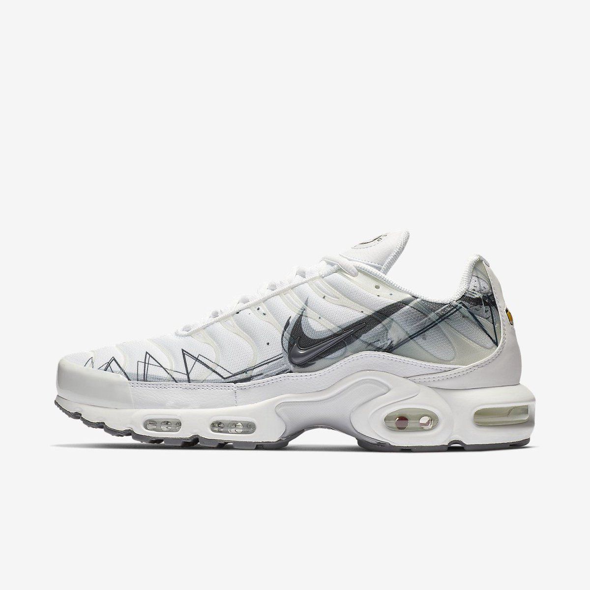 nike air max plus shark white