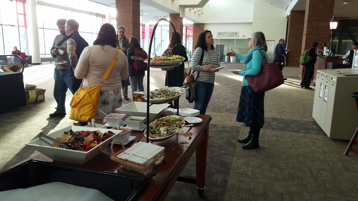 ynpntc's tweet photo. Nom nom nom! Great snack spread here at the YNPN-TC / @SmartNonprofits post-conference social hour. Thanks for joining us everyone! #MCNcommtech https://t.co/1oV1cwewIq