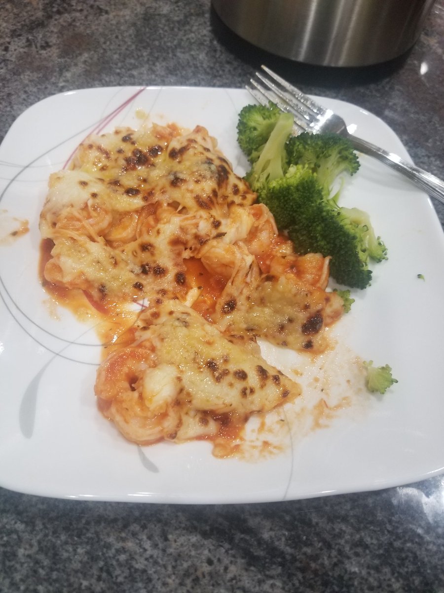 deleonzed's tweet photo. I asked the wife if we could make the  (Beverly Goldberg) one night this week. Yes, it was delicious. If you don't know, then you don't know. @goldilocks405 https://t.co/aFJ48EOiaq