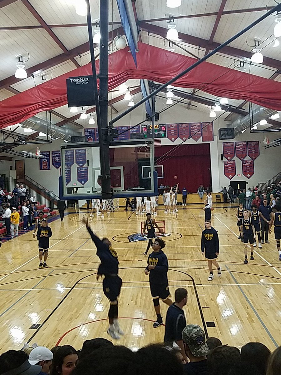 CHSjm_ZP's tweet photo. Second half about to start https://t.co/1MYu4SnabH