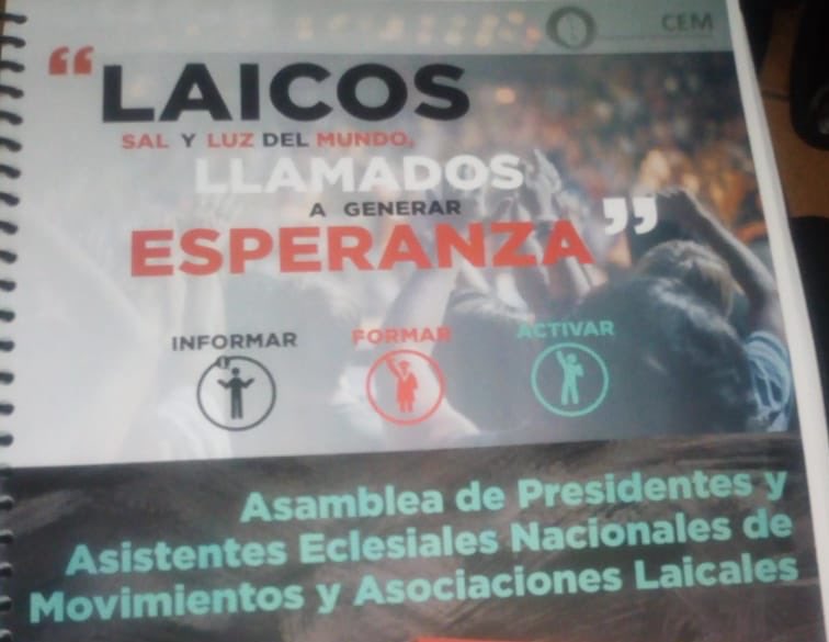 juntosxm's tweet photo. “#Laicos sal y luz del #Mundo, llamados a generar #Esperanza” 
#Asamblea de Presidentes y Asistentes Eclesiales Nacionales de #Movimientos y #Asociaciones #Laicales 

Presentación #JuntosPorMéxico #CoordinaciónNacional https://t.co/jF5eER1BG2