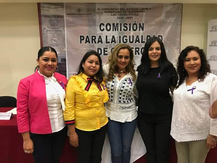Cidhal's tweet photo. LA #ComisiónIgualdadGénero LXII Legislatura @congresogro y defensoras #RedRegional en conmemoración #8M2019
Realizó el Panel Testimonios d mujeres q participaron en el #PE2017-2018 en la defensa #DERECHOSPOLÍTICOSELECTORALES @NaranjoMarthan
@INEMexico @inmujeres https://t.co/4iKkDeKoRY